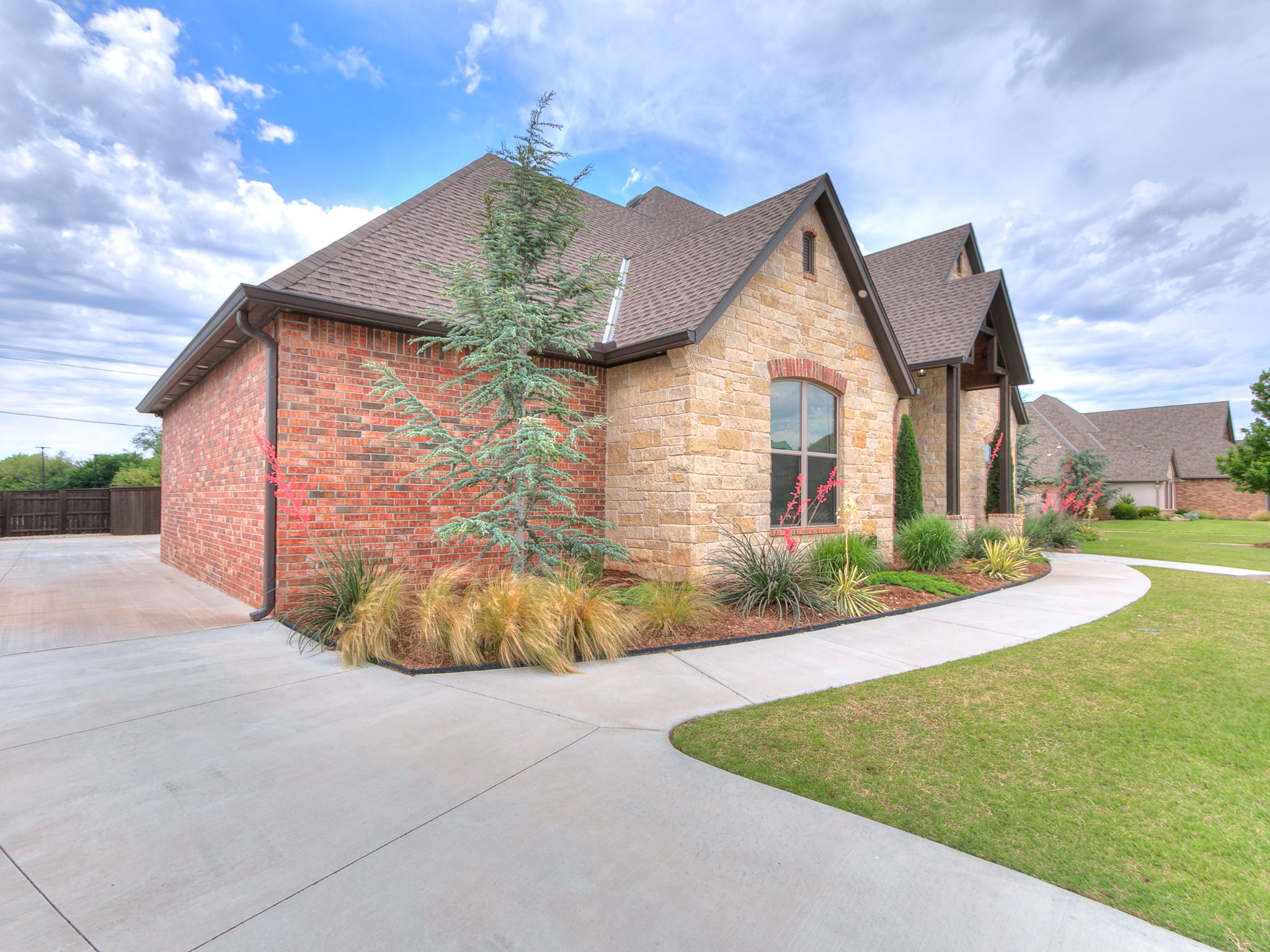 1200 Canteberry Drive — Photo 1