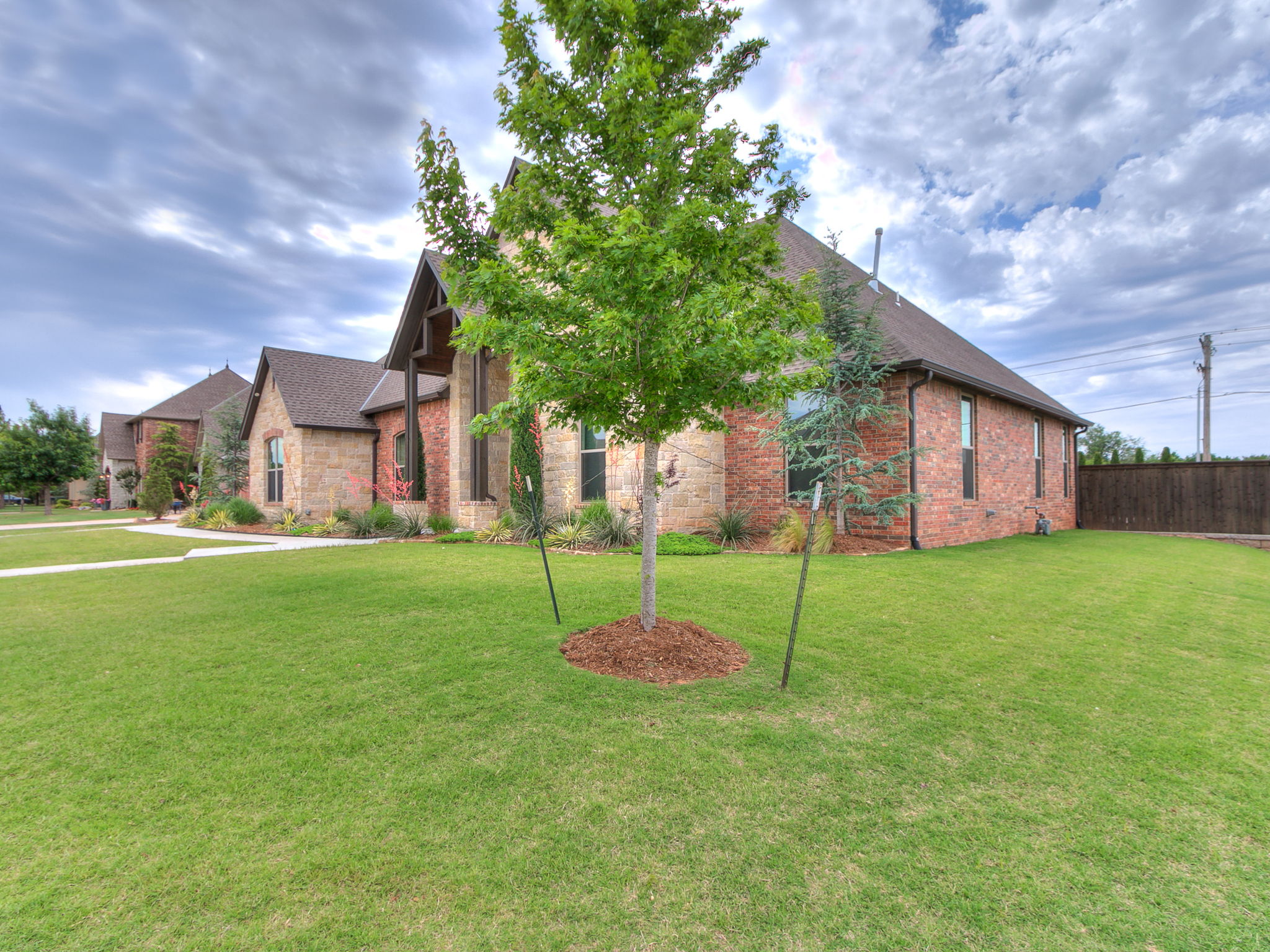 1200 Canteberry Drive — Photo 3